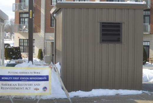 Amtrak ARRA Birmingham, MI - New shelter for chair lift